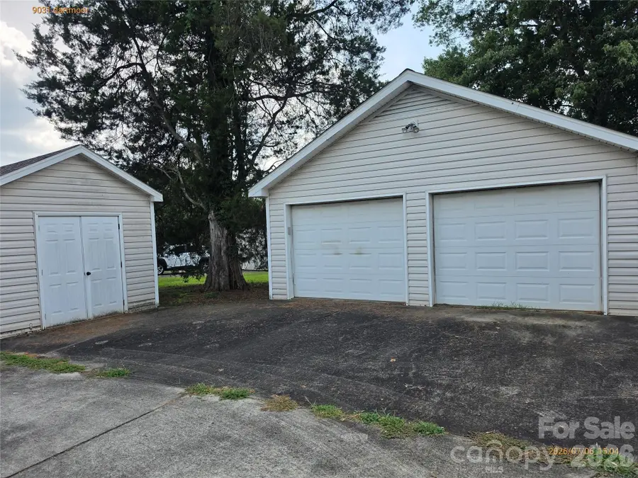9031 Dartmoor Place, Charlotte, NC 28227 - #3