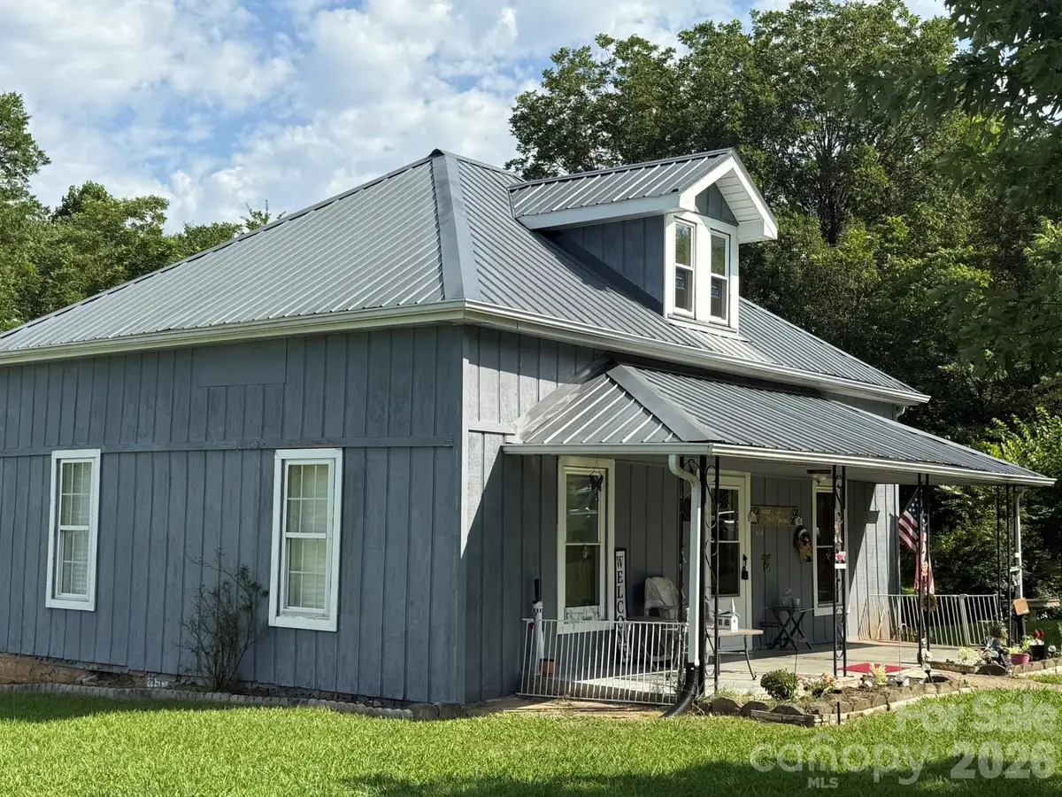 304 Main Avenue W, Hildebran, NC 28637 - #1