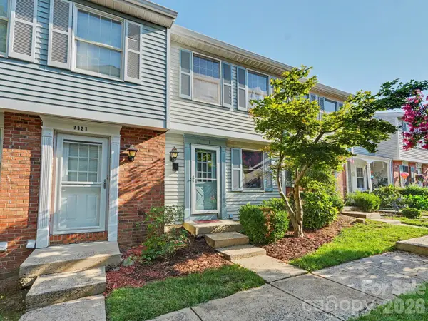 7321 Pebblestone Drive #B, Charlotte, NC 28212