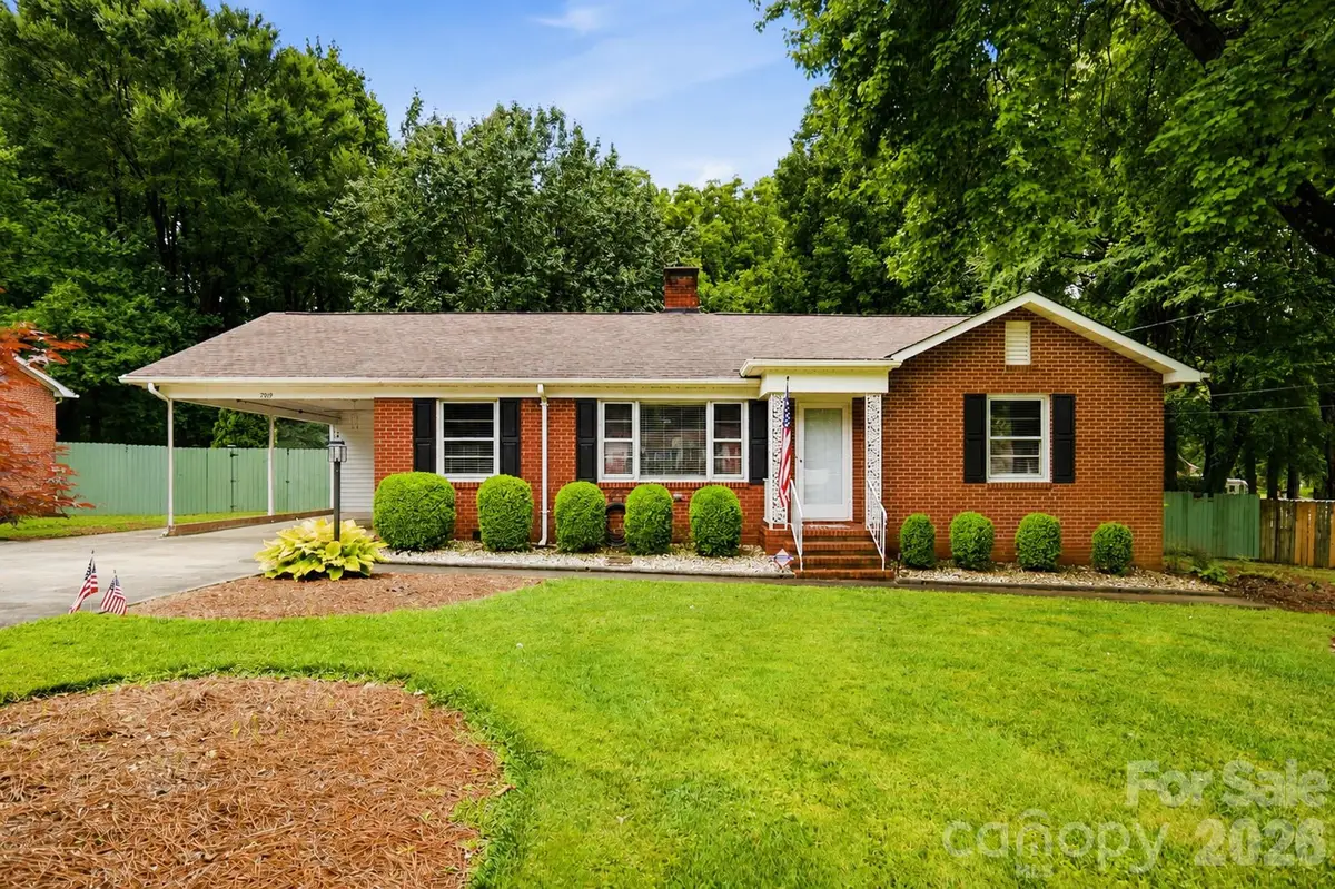 7919 Linda Lake Drive, Charlotte, NC 28215 - #1