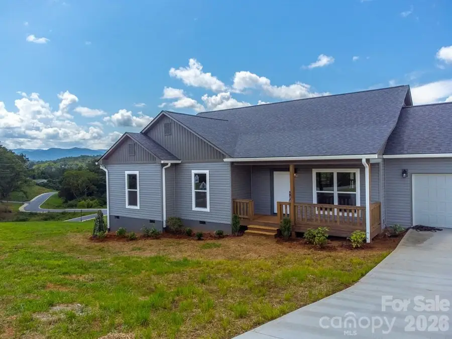 381 Scenic Ridge Circle, Franklin, NC 28734 - #2