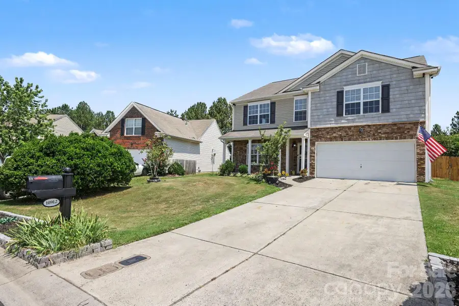 10912 Thousand Oaks Drive, Huntersville, NC 28078 - #2