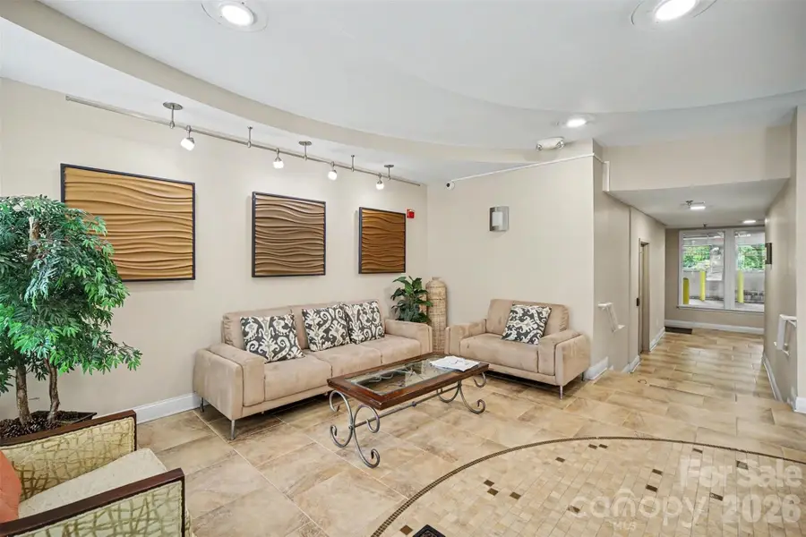 1000 E Woodlawn Road #415, Charlotte, NC 28209 - #3