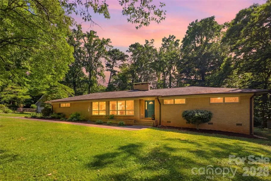 7008 Linda Lake Drive, Charlotte, NC 28215 - #2