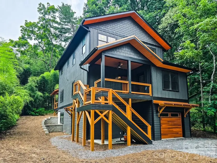 505 S Oconeechee Avenue, Black Mountain, NC 28711 - #2