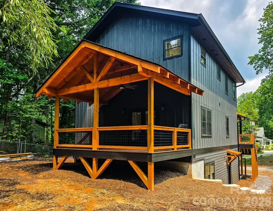 505 S Oconeechee Avenue, Black Mountain, NC 28711 - #3