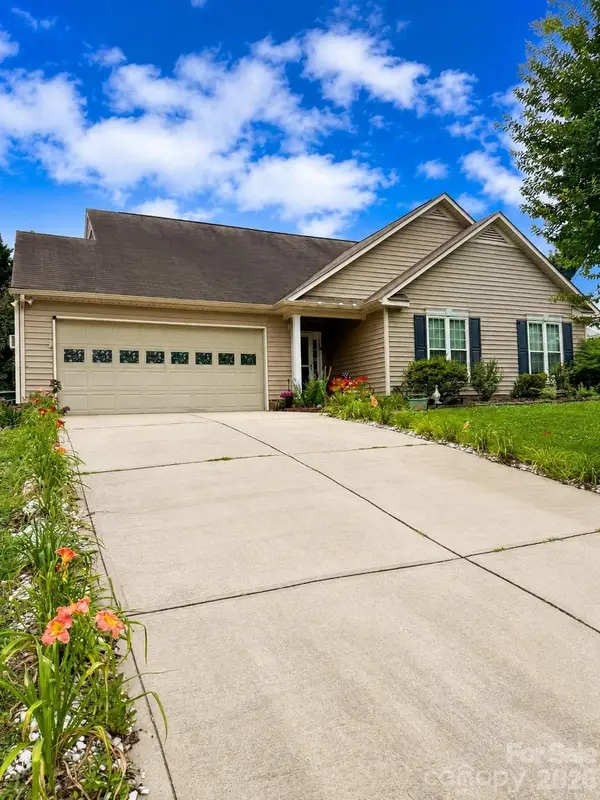 2855 Eagle View Place Nw, Concord, NC 28027