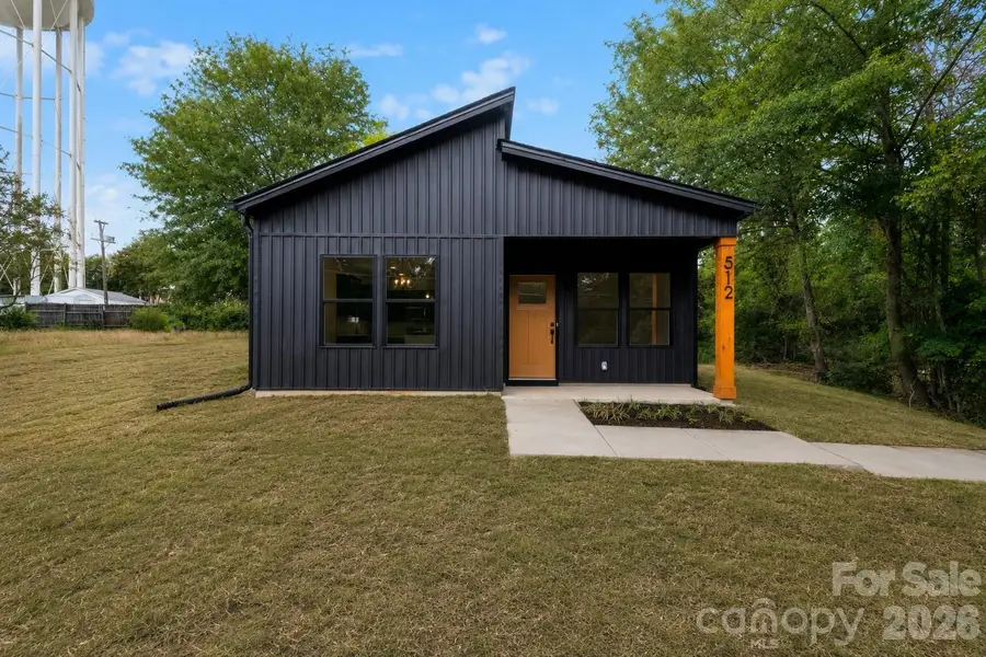 512 28th Street Sw, Hickory, NC 28602 - #2