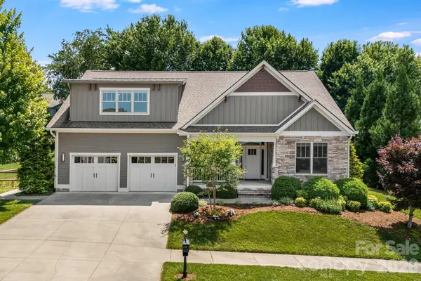 60 Barnrock Drive, Mills River, NC 28759