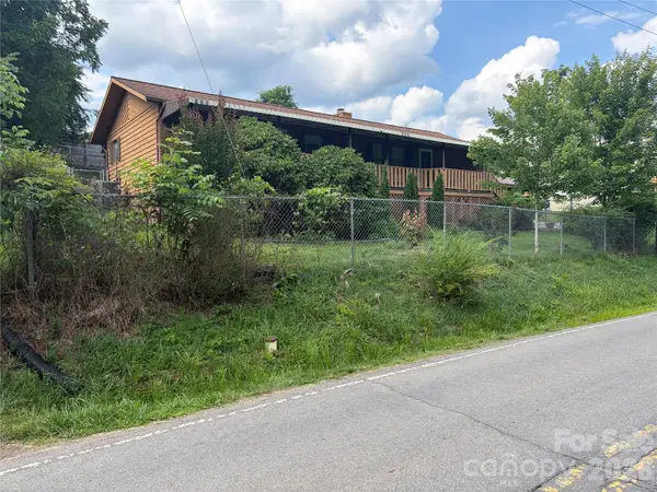 256A Bruce Road, Mars Hill, NC 28754