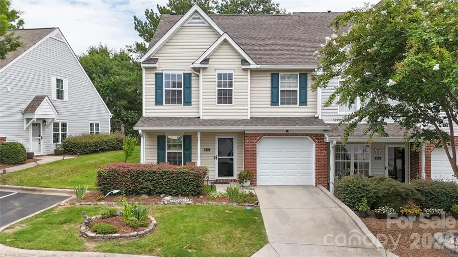 806 Rock Lake Glen, Fort Mill, SC 29715 - #3
