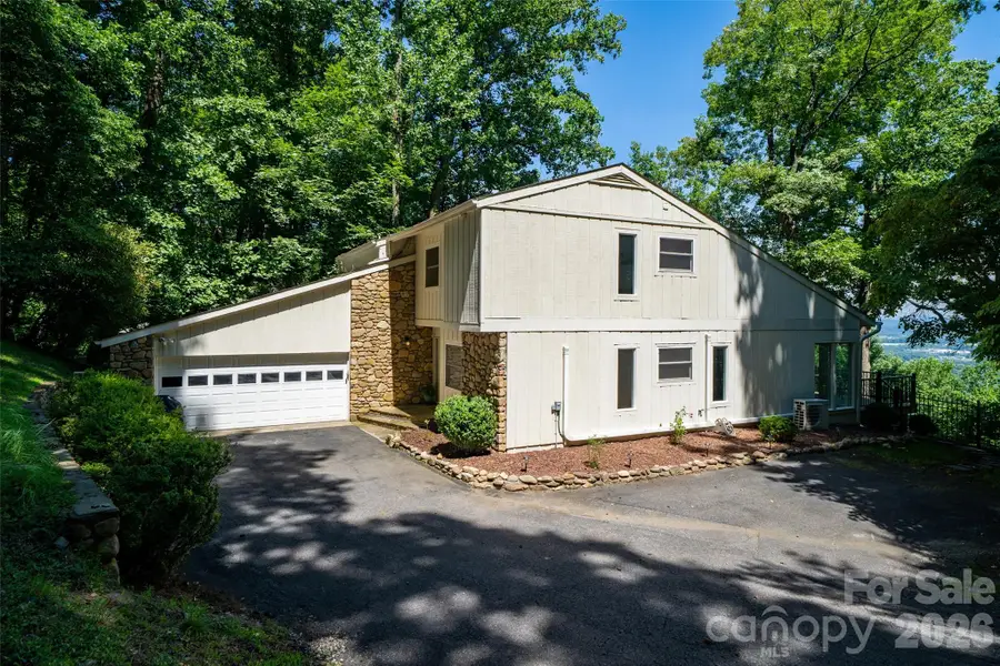 27 Walnut Drive, Mills River, NC 28759 - #2