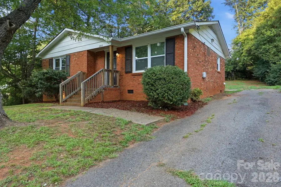 6805 Deanwood Place, Charlotte, NC 28217 - #2