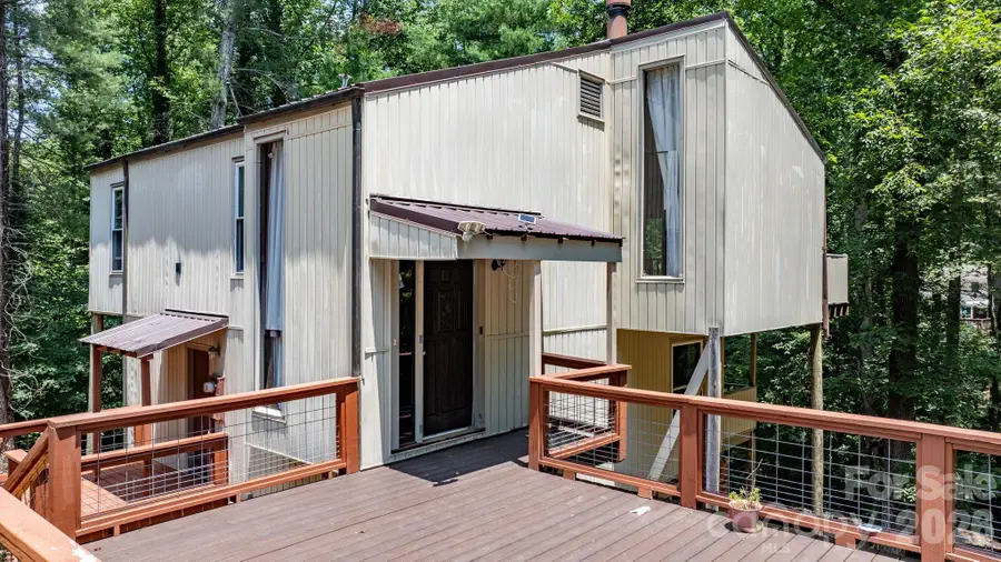 828 Manchester Street Sw, Lenoir, NC 28645 - #2