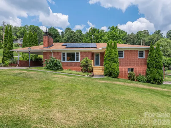 46 Flint Street, Waynesville, NC 28786