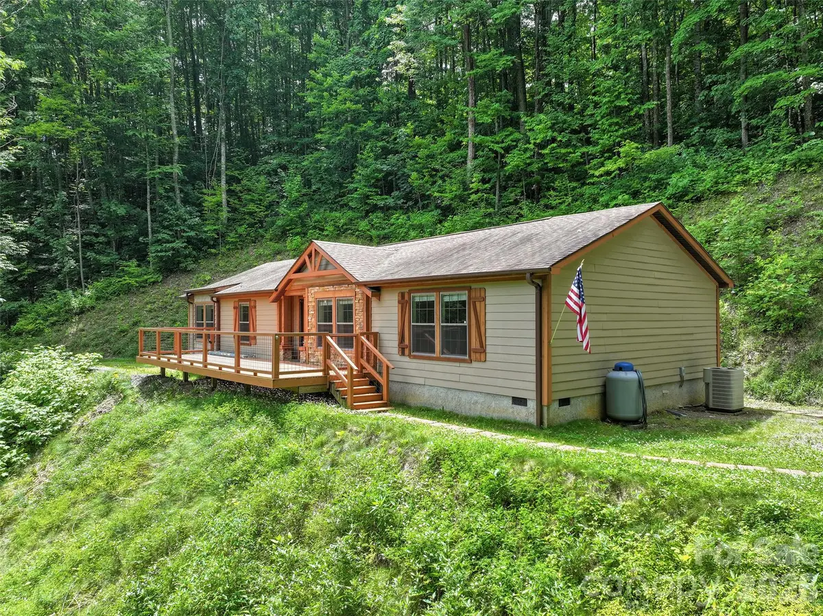 193 Tipstill Cove, Waynesville, NC 28786 - #1