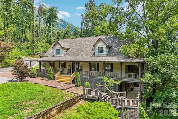 950 Main Street #4, Chimney Rock, NC 28720