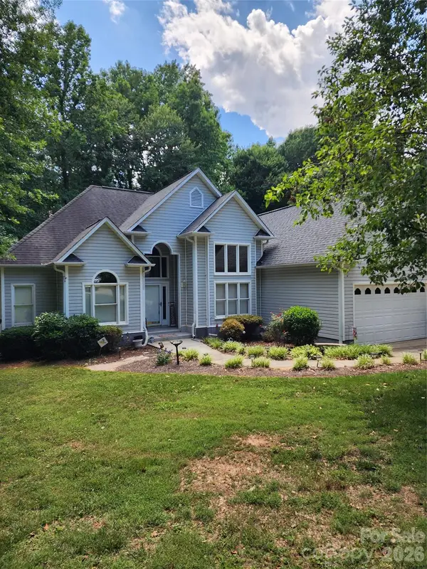135 Pinecroft Court #4, Troutman, NC 28166