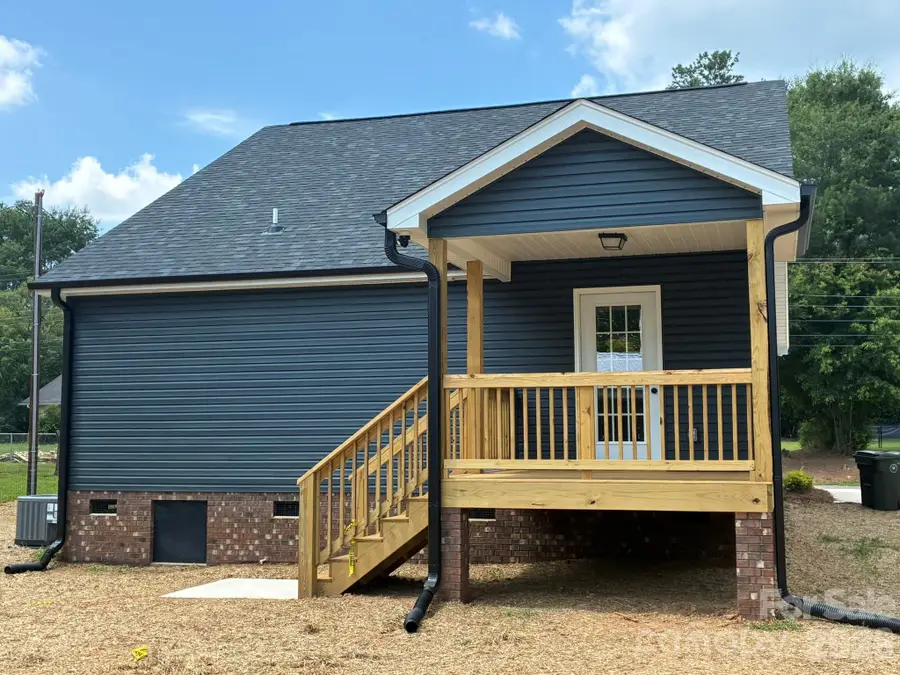 6 Wray Street, York, SC 29745 - #3