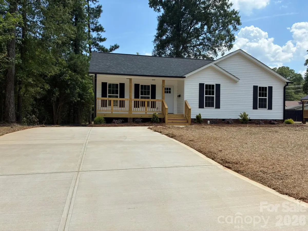 8 Wray Street, York, SC 29745 - #1