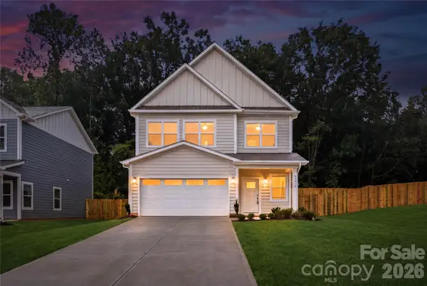 9326 Horseshoe Bend Drive, Charlotte, NC 28215