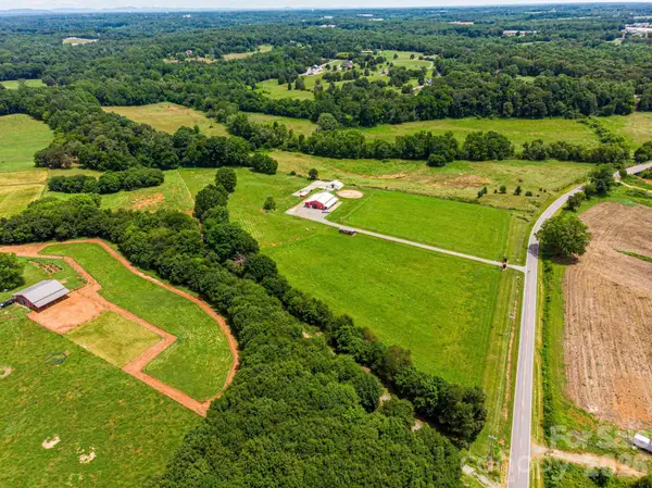 3103 Rome Jones Road, Newton, NC 28658