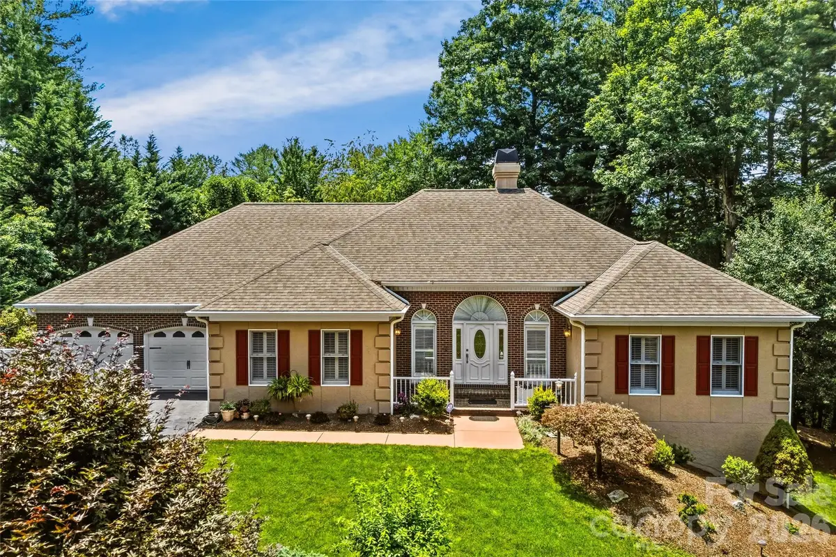 200 Teaberry Lane, Hendersonville, NC 28739 - #1