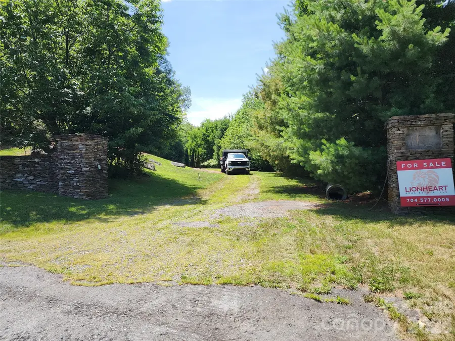 00 Chestnut Drive, Blowing Rock, NC 28605 - #2
