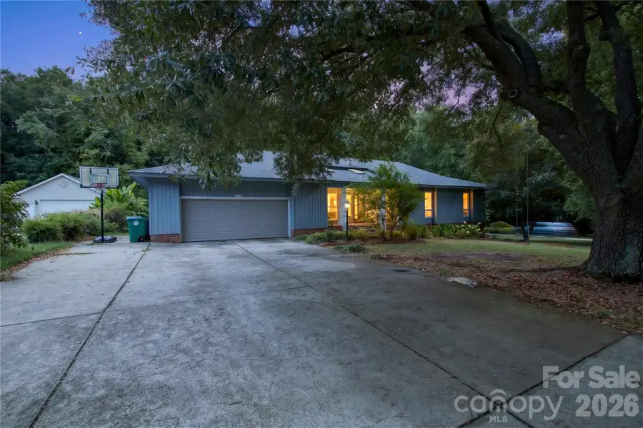 19330 Yachtman Drive, Cornelius, NC 28031 - #2