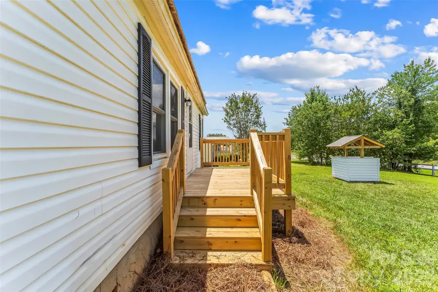 7439 Us 64 Highway, Morganton, NC 28655 - #3