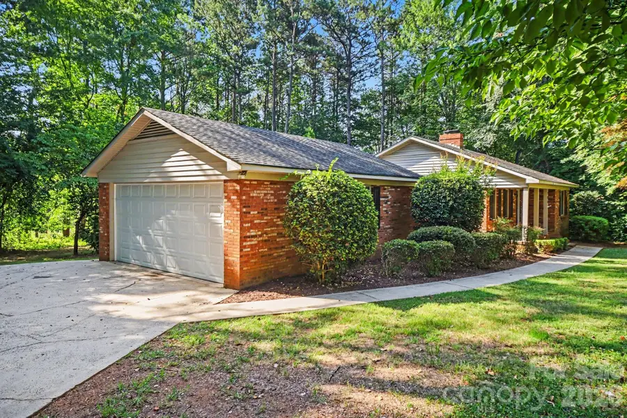 304 Julia Drive, Lincolnton, NC 28092 - #2