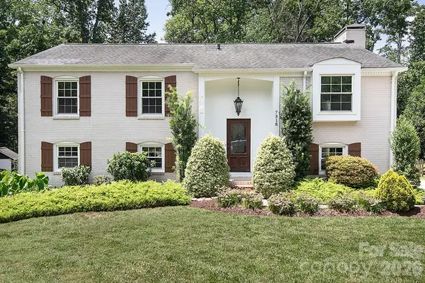 7318 Easen Court, Charlotte, NC 28211