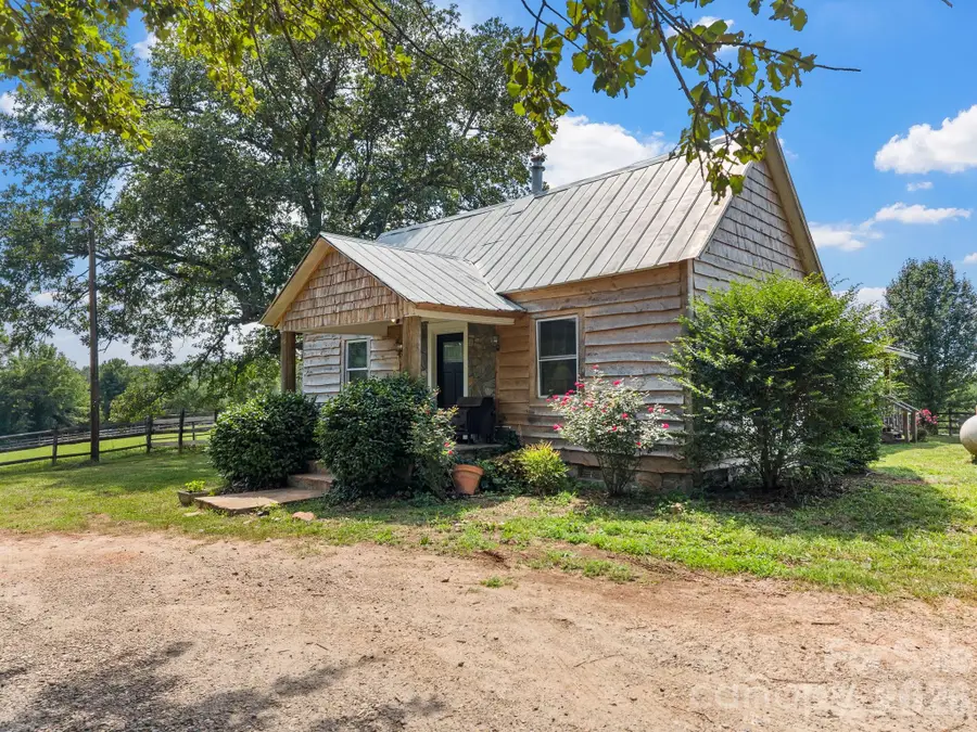232 Blue Mountain Lane, Tryon, NC 28782 - #2