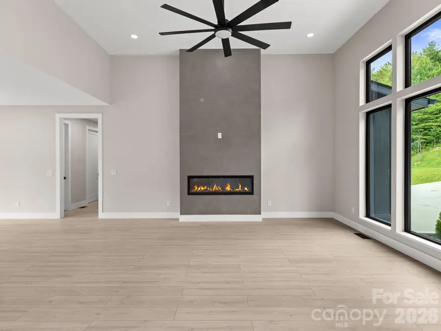 4 Tremorra Trail, Leicester, NC 28748 - #3