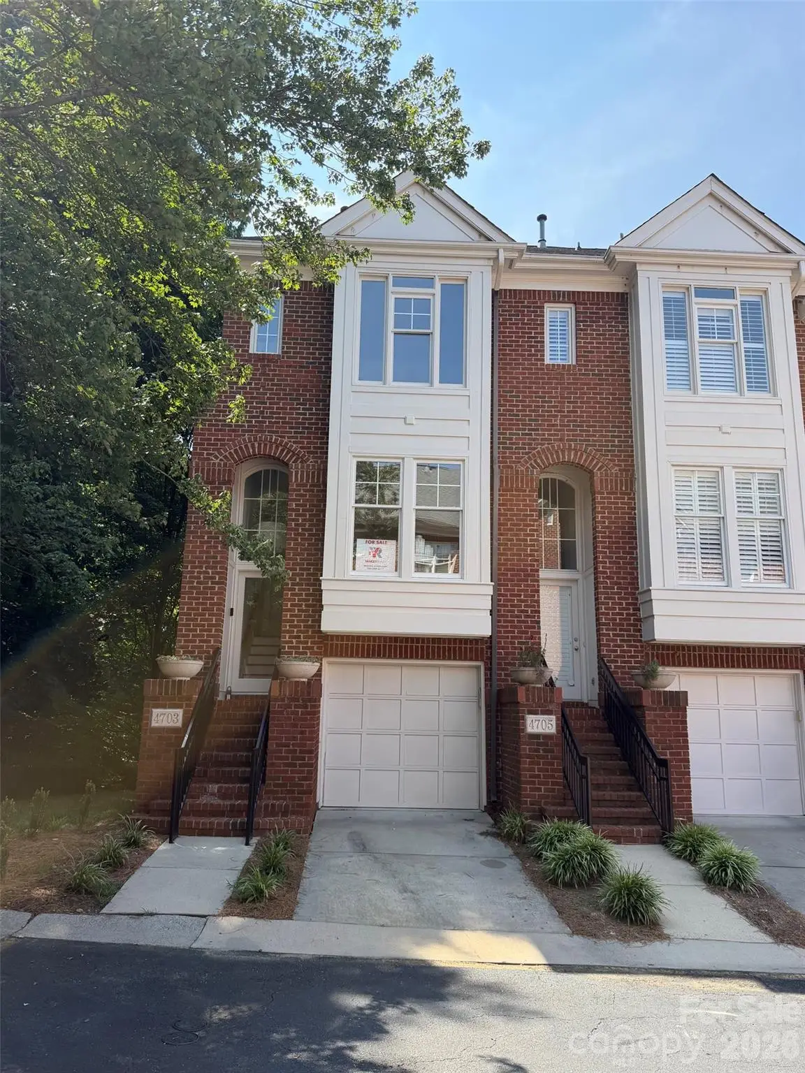 4703 S Hill View Drive, Charlotte, NC 28210 - #1