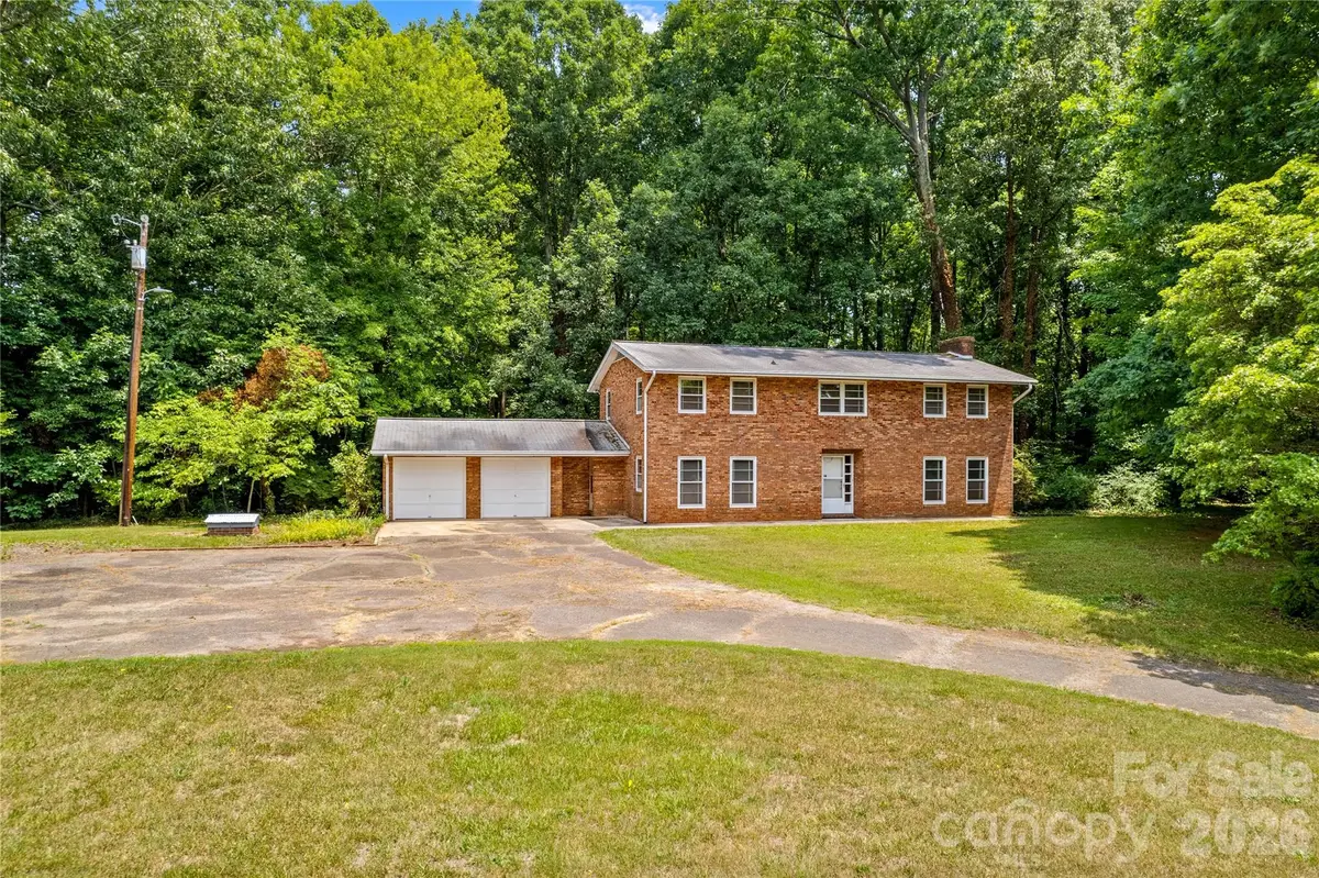 155 Duck Creek Road, Troutman, NC 28166 - #1