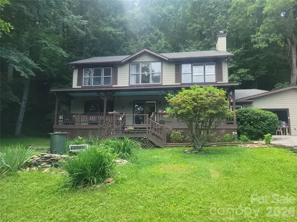 150 Sorghum Drive, Waynesville, NC 28785