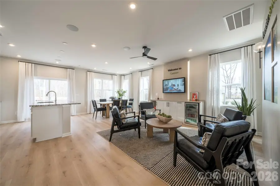 6041 Longar Lane, Charlotte, NC 28269 - #2