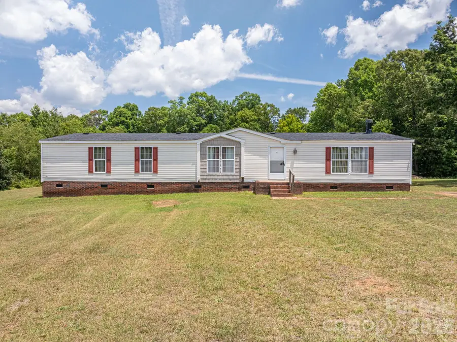 5047 Southbrook Drive, Kings Mountain, NC 28086 - #2