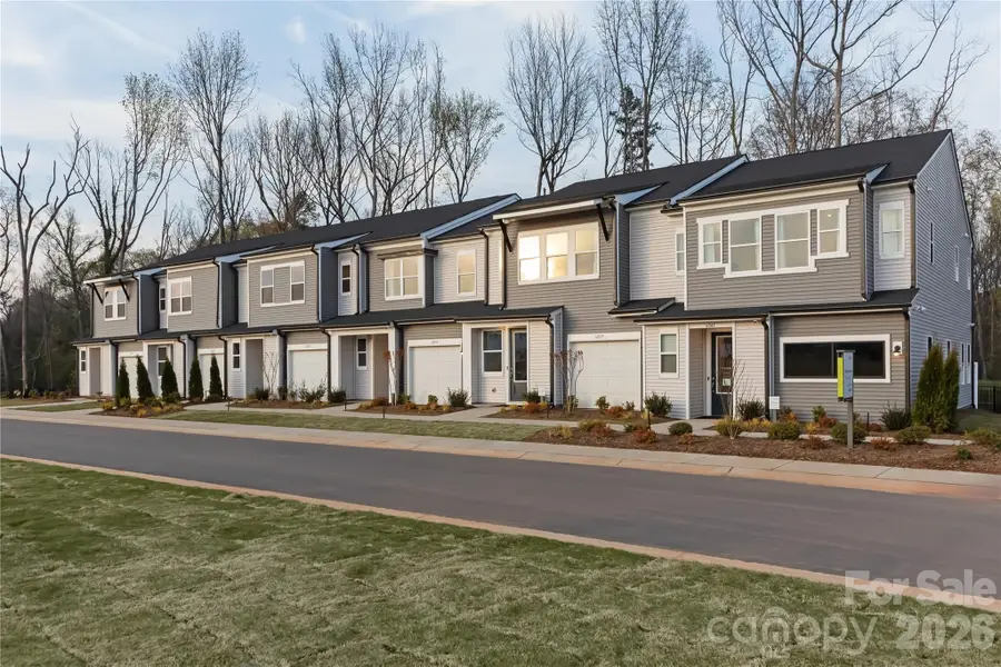 6033 Longar Lane, Charlotte, NC 28269 - #2