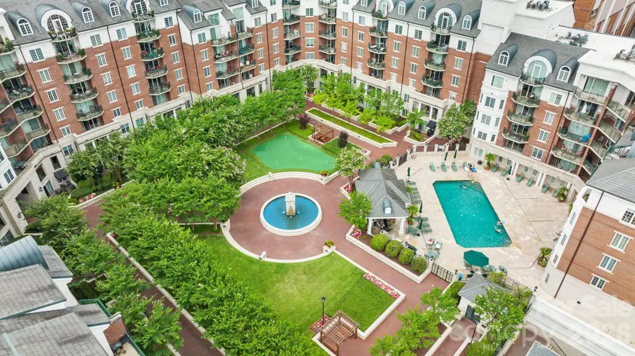 300 W 5th Street, Charlotte, NC 28202 - #2