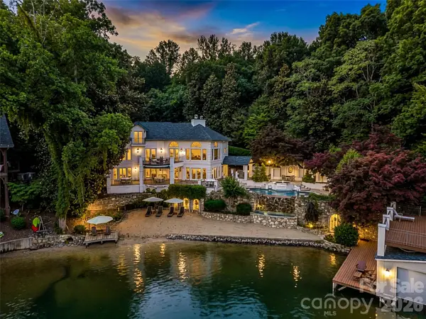454 Cutaway Road, Lake Lure, NC 28746