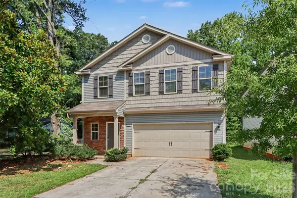 7319 Neal Drive, Charlotte, NC 28213
