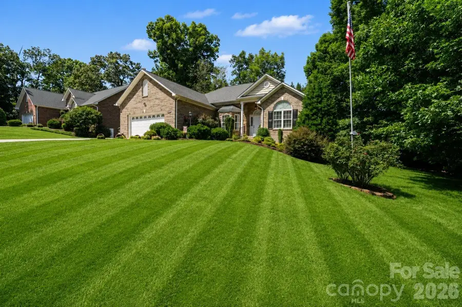 3563 Wandering Lane Ne #33, Hickory, NC 28601 - #3