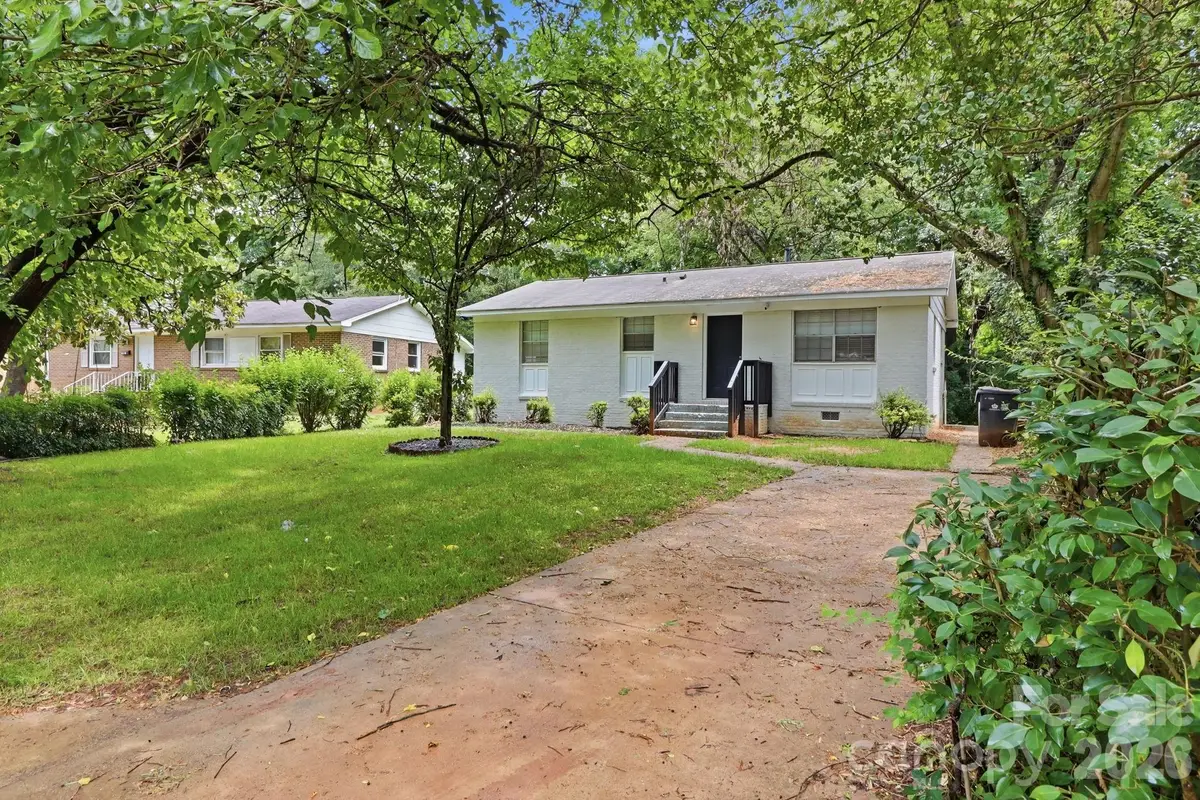 2121 Longleaf Drive, Charlotte, NC 28210 - #1