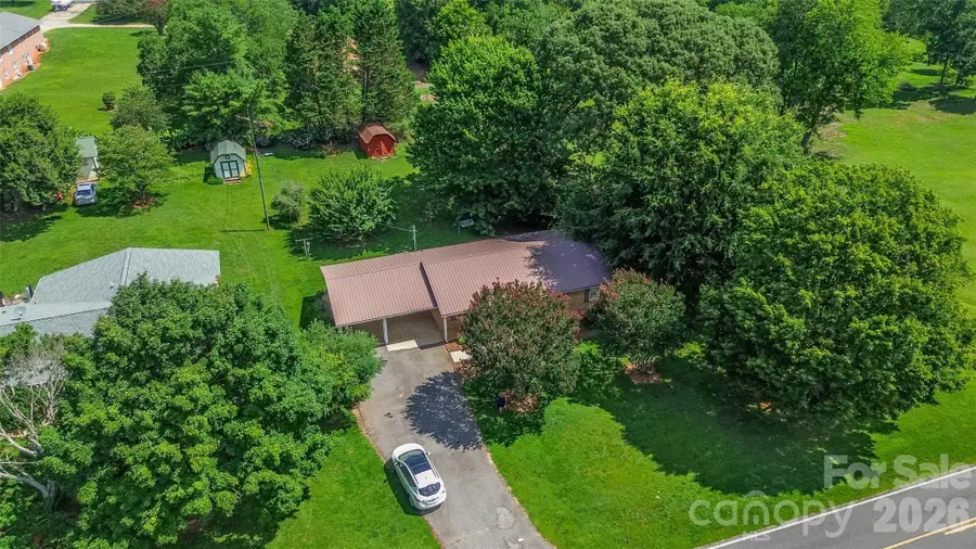 137 Liberty Church Road, Taylorsville, NC 28681 - #3