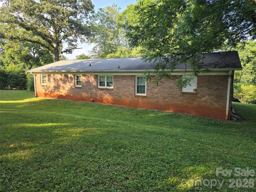 1108 2nd Street Se, Conover, NC 28613 - #2