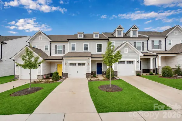 11012 Pagebrook Lane, Charlotte, NC 28214