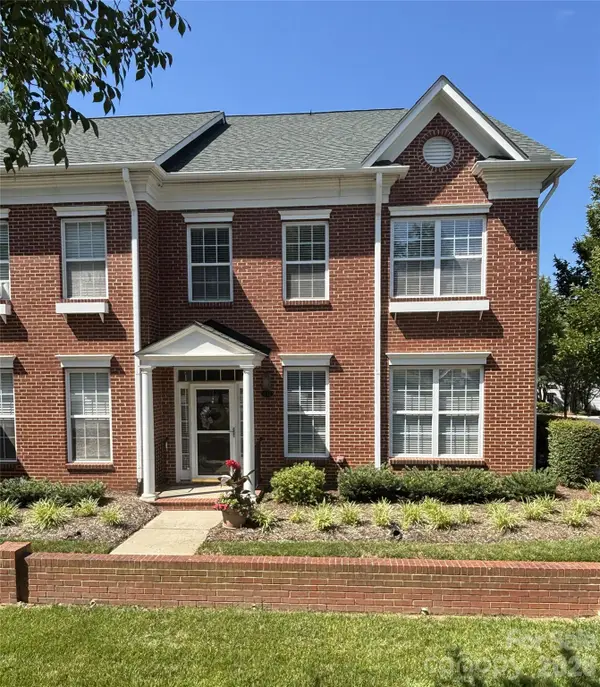 432 Park Square Place, Matthews, NC 28105