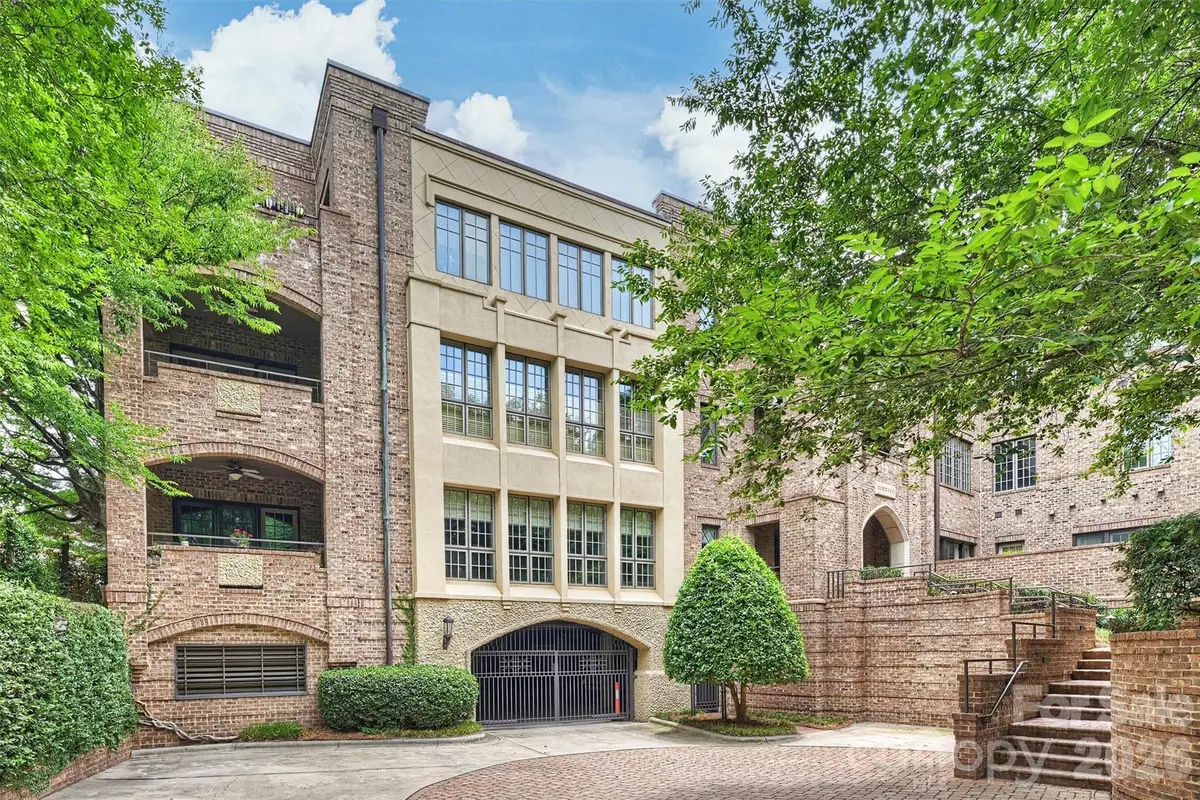 241 Queens Road, Charlotte, NC 28204 - #1